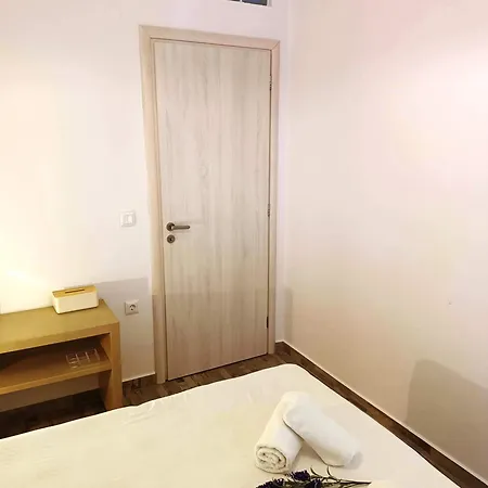 Holiday home Sweet Nikorenia 2 Krotiri