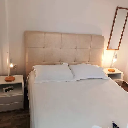 Holiday home Sweet Nikorenia 2 *