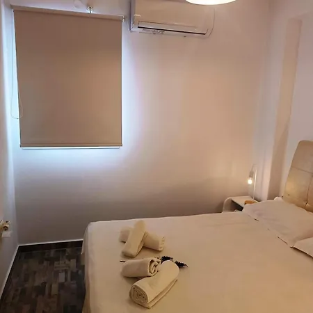 Holiday home Sweet Nikorenia 2