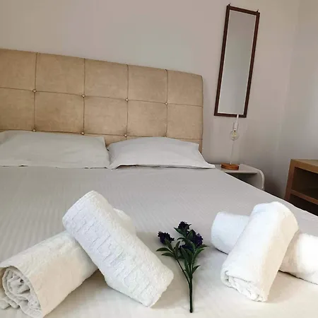 Sweet Nikorenia 2 Krotiri